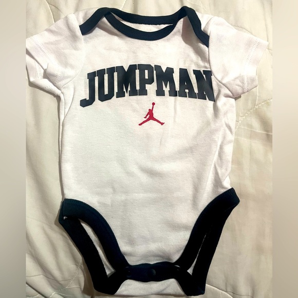Jordan Jumpman Onesie - Picture 1 of 3